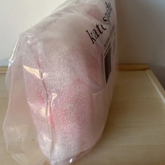 Kate Spade Wristlet - Picture 5 of 5